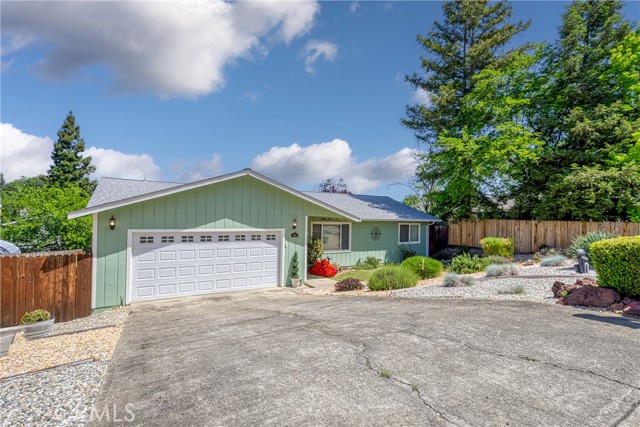 Detail Gallery Image 2 of 35 For 868 14th St, Lakeport,  CA 95453 - 3 Beds | 2 Baths