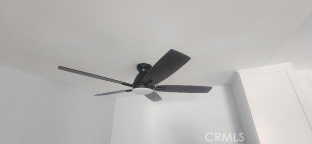 Detail Gallery Image 3 of 12 For 2811 S Fairview, Santa Ana,  CA 92704 - 1 Beds | 1 Baths