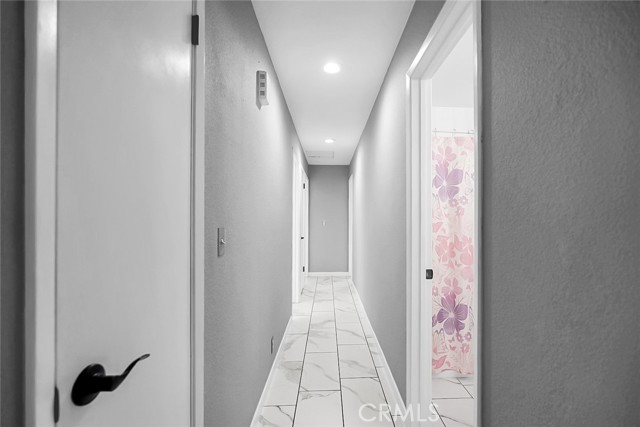 Detail Gallery Image 9 of 33 For 3716 Georgeann, Ceres,  CA 95307 - 3 Beds | 2 Baths