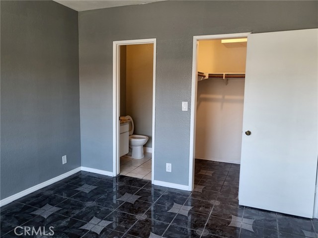 Detail Gallery Image 10 of 21 For 9119 Wakefield Ave #18,  Panorama City,  CA 91402 - 2 Beds | 2 Baths