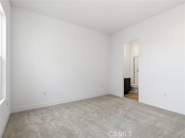 Detail Gallery Image 30 of 36 For 24150 W Corte Zafiro, Valencia,  CA 91354 - 4 Beds | 4/1 Baths