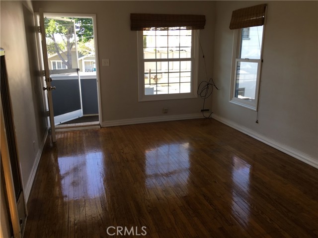 Detail Gallery Image 14 of 24 For 341 Redondo, Long Beach,  CA 90814 - – Beds | – Baths