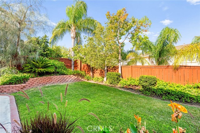 42016 Delmonte Street, Temecula CA: https://media.crmls.org/medias/cf769d6e-f958-4085-a34f-6511a8272241.jpg