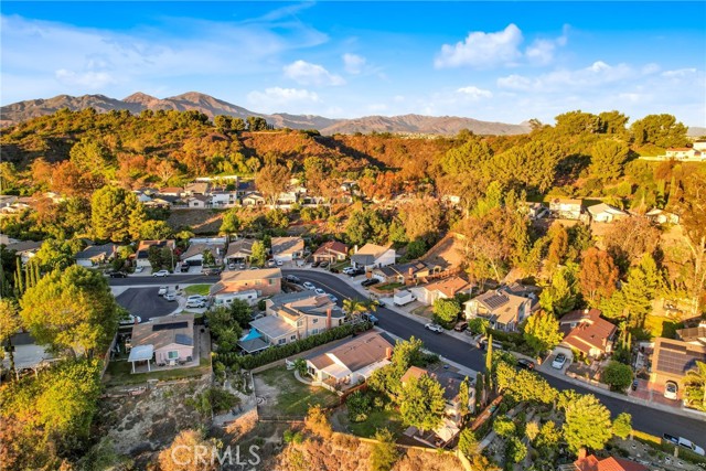 22701 Via Tercero, Mission Viejo CA: https://media.crmls.org/medias/cf76b53e-aec7-4393-8714-93bcb997d3e7.jpg