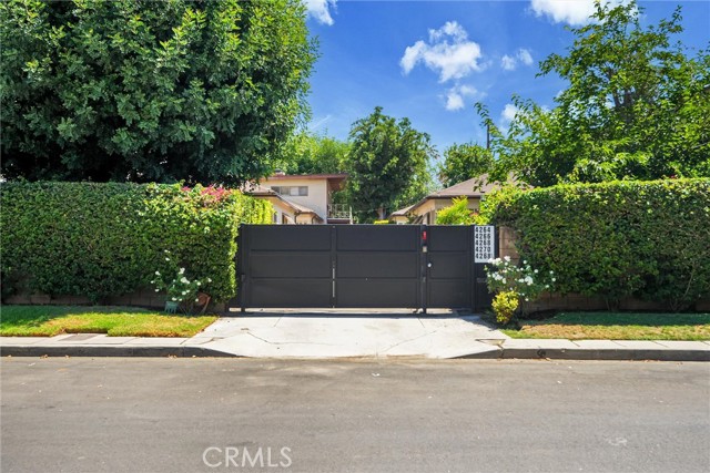 Detail Gallery Image 25 of 25 For 4268 Troost, Studio City,  CA 91604 - 2 Beds | 2 Baths