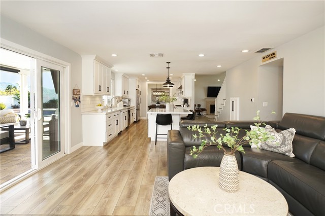 Detail Gallery Image 33 of 69 For 6494 Joshua St, Oak Park,  CA 91377 - 5 Beds | 3 Baths