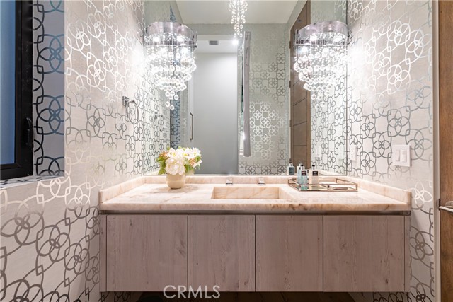 Detail Gallery Image 22 of 49 For 4175 Greenbush Ave, Sherman Oaks,  CA 91423 - 5 Beds | 6 Baths