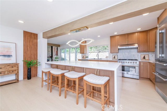 22733 Islamare, Lake Forest CA: https://media.crmls.org/medias/cf7ad579-d122-459e-9d4d-890d9a81d988.jpg