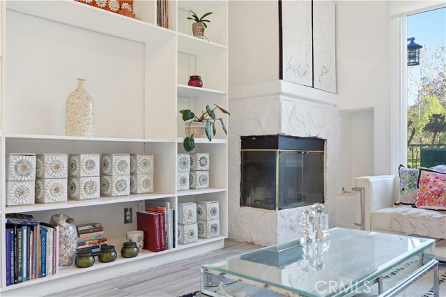 Detail Gallery Image 19 of 55 For 22350 Heritage Pass, Chatsworth,  CA 91311 - 2 Beds | 2/1 Baths