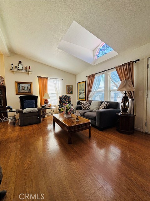 Detail Gallery Image 2 of 12 For 23701 S Western 78a,  Torrance,  CA 90501 - 3 Beds | 2 Baths