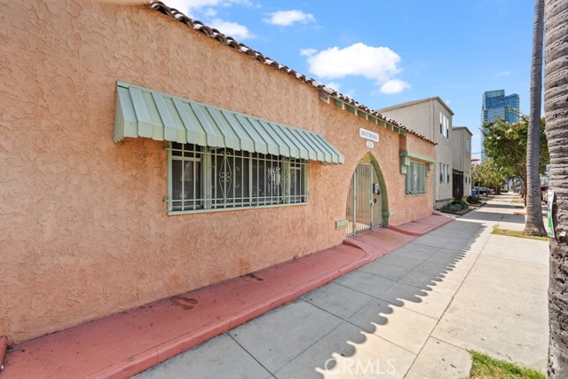 234 Lime Avenue, Long Beach CA: https://media.crmls.org/medias/cf7c39b0-878a-43f7-85ed-8658788d5761.jpg