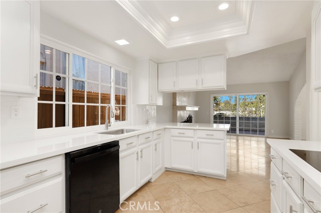 Detail Gallery Image 18 of 45 For 21841 Zuni, Lake Forest,  CA 92630 - 4 Beds | 2/1 Baths