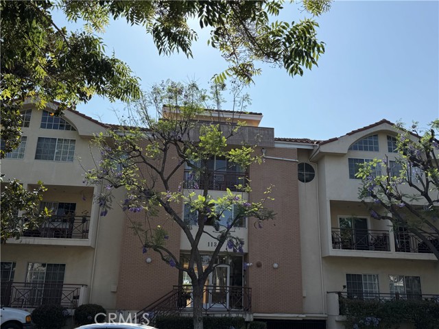 1131 Campbell Street, Glendale CA: https://media.crmls.org/medias/cf7c8a8e-f0c1-4999-9e67-376ccff4819d.jpg