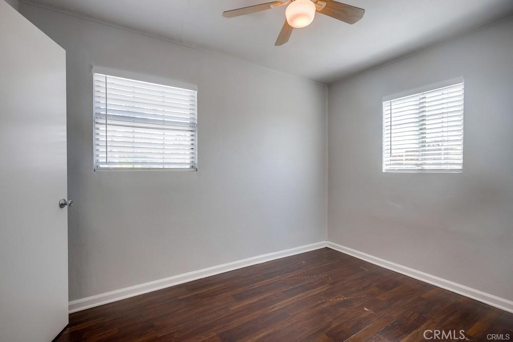 https://media.crmls.org/medias/cf7cdb5c-45b2-439e-85a8-8fcca7cda290.jpg?preset=X-Large