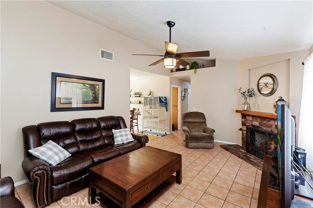 Detail Gallery Image 14 of 41 For 14235 Judy Ann Dr, Riverside,  CA 92503 - 3 Beds | 2 Baths