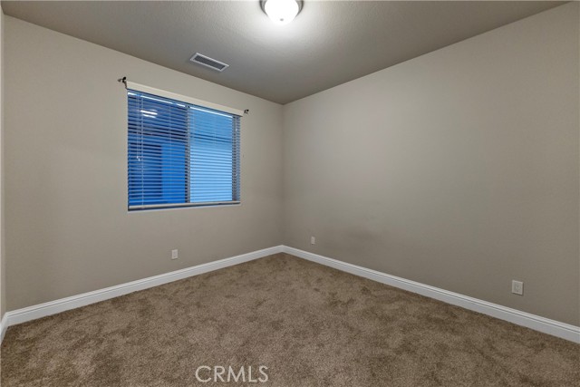 Detail Gallery Image 21 of 28 For 11473 N via Campagna Dr, Fresno,  CA 93730 - 5 Beds | 3/1 Baths