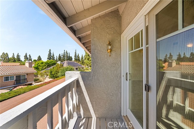 719 S Goldfinch Way, Anaheim Hills CA: https://media.crmls.org/medias/cf7d60a4-3584-43a0-bfc7-a3af0946e853.jpg