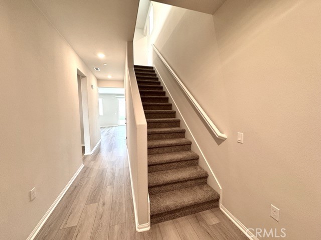 Detail Gallery Image 19 of 44 For 19401 Brush Creek Ave, Lake Elsinore,  CA 92532 - 4 Beds | 3 Baths