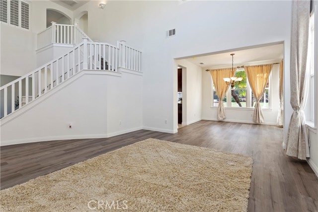 Detail Gallery Image 8 of 44 For 1678 Honors, Corona,  CA 92883 - 4 Beds | 4 Baths