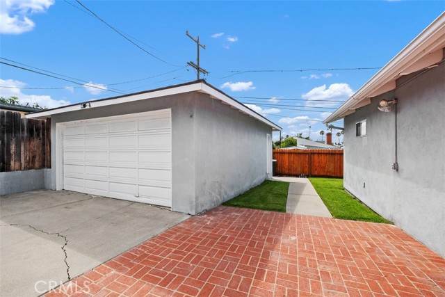 121 Avenida Barcelona, San Clemente CA: https://media.crmls.org/medias/cf7ef8b3-e241-46e5-89e8-1bc4425a998e.jpg