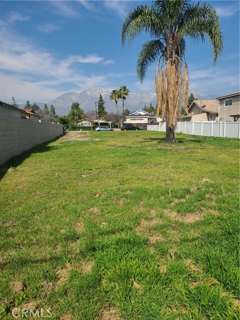 Detail Gallery Image 10 of 10 For 572 West, Upland,  CA 91786 - – Beds | – Baths