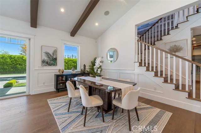 20701 Dumont Street, Woodland Hills CA: https://media.crmls.org/medias/cf8222e2-3492-4316-98b8-2dff92788d47.jpg