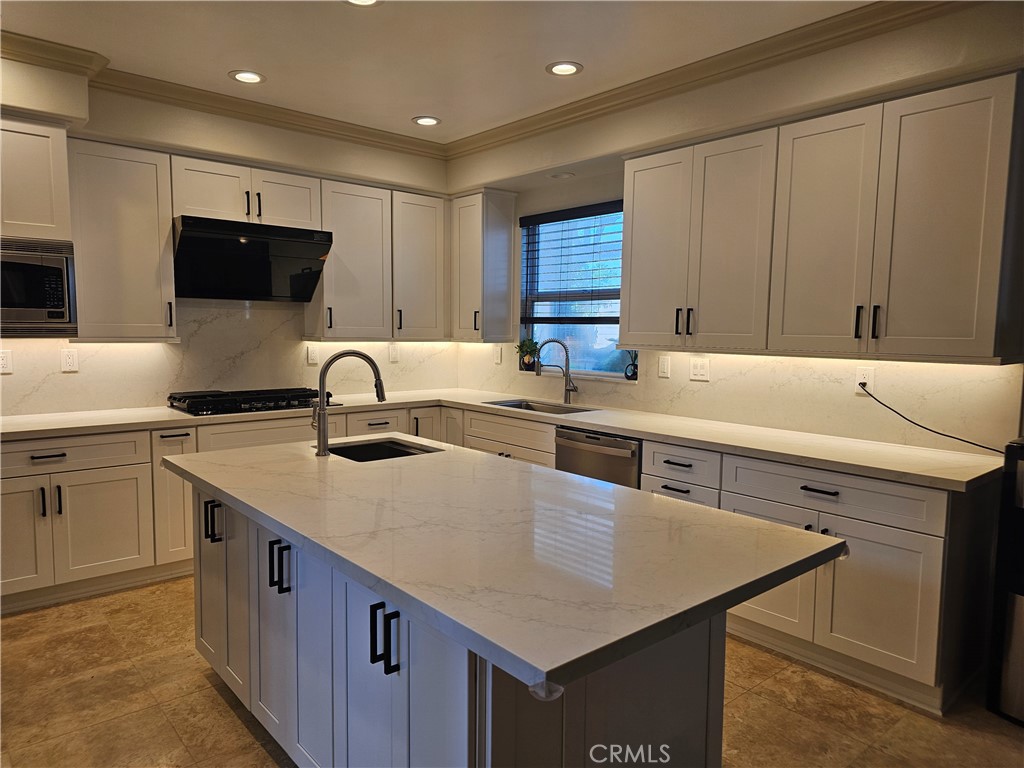 MLS #OC26140754 image #32