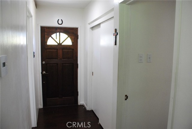 360 Campbell Avenue, Redlands CA: https://media.crmls.org/medias/cf826f3e-9b72-403e-8f9e-bf4a98682b44.jpg