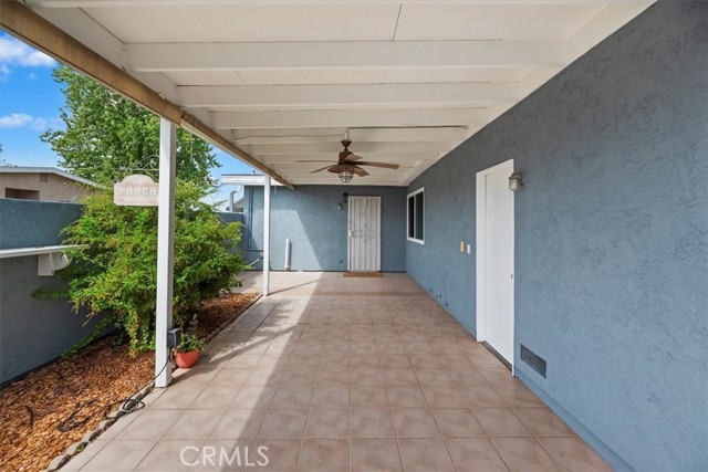 Detail Gallery Image 5 of 26 For 3676 Bartlett Ave., Oceanside,  CA 92057 - 2 Beds | 2 Baths