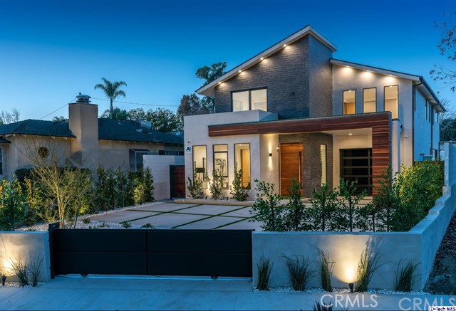 4 Bed Home for Sale in Studio City, California