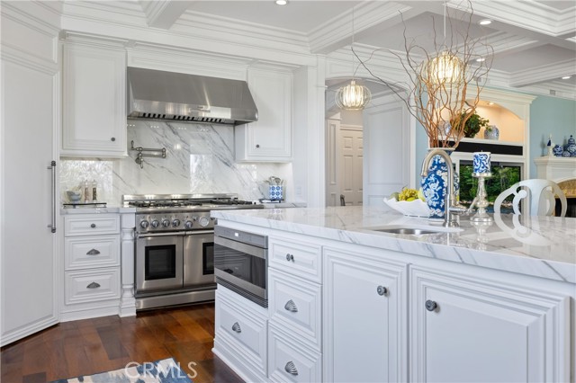 11 Chaparral Court, Rancho Santa Margarita CA: https://media.crmls.org/medias/cf8307ab-9590-4f37-a5d0-03471ad0b5f2.jpg
