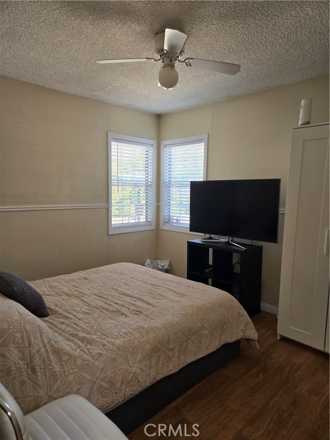 2149 Clover Street, Simi Valley CA: https://media.crmls.org/medias/cf83ba95-3806-49d8-9792-cc4256b32d9c.jpg