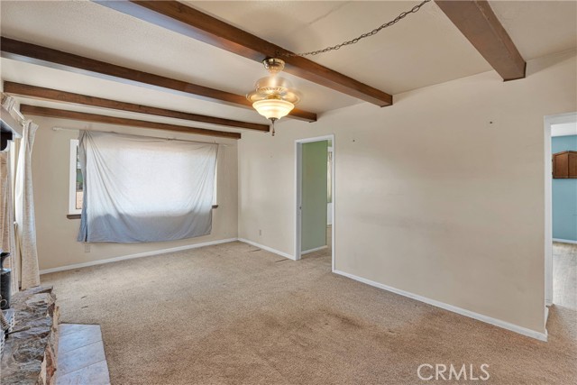10378 Willow Wells Avenue, Lucerne Valley CA: https://media.crmls.org/medias/cf840b22-0c94-424c-a1ca-b4999e224321.jpg