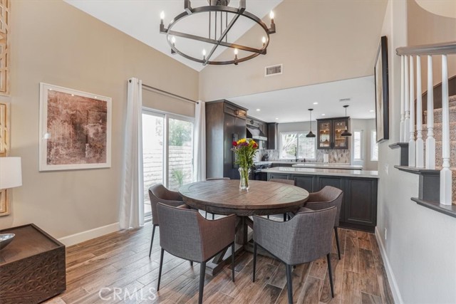 Image 40 of 52 For 450 Pesaro Street