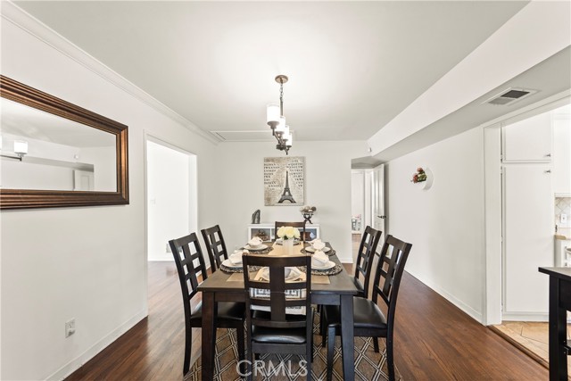 Detail Gallery Image 22 of 39 For 2205 Las Lunas St, Pasadena,  CA 91107 - 3 Beds | 2 Baths