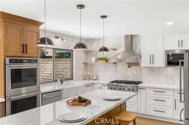 25011 Mammoth Circle, Lake Forest CA: https://media.crmls.org/medias/cf86bffa-f995-4f08-a803-097375fd5b3f.jpg