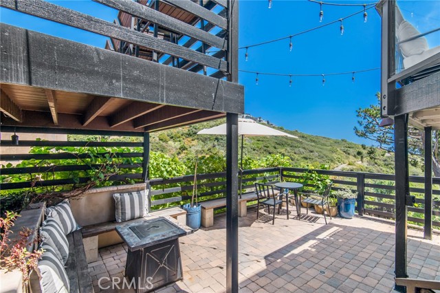 Detail Gallery Image 15 of 49 For 992 Noria St, Laguna Beach,  CA 92651 - 3 Beds | 2/1 Baths