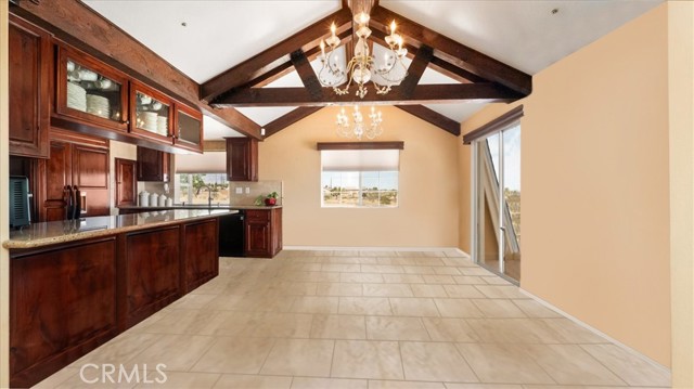 4176 Goss Rd, Phelan CA: https://media.crmls.org/medias/cf86dff3-ecf5-4715-b858-a788fa3121a8.jpg