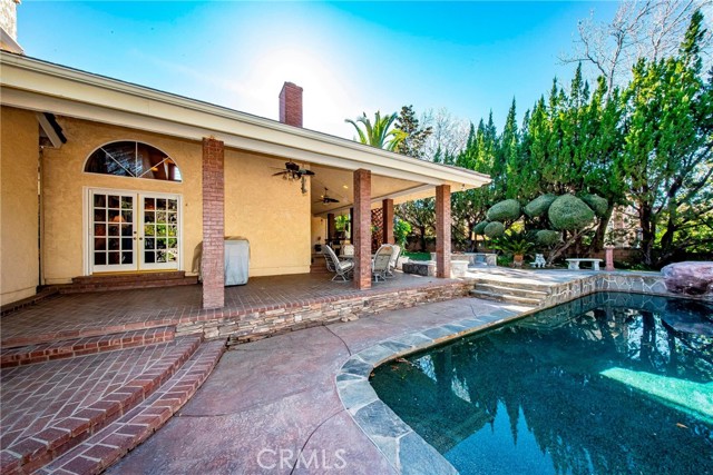41504 Mission Drive, Palmdale CA: https://media.crmls.org/medias/cf872b7d-ff59-427d-8d44-0e7b88c922e1.jpg