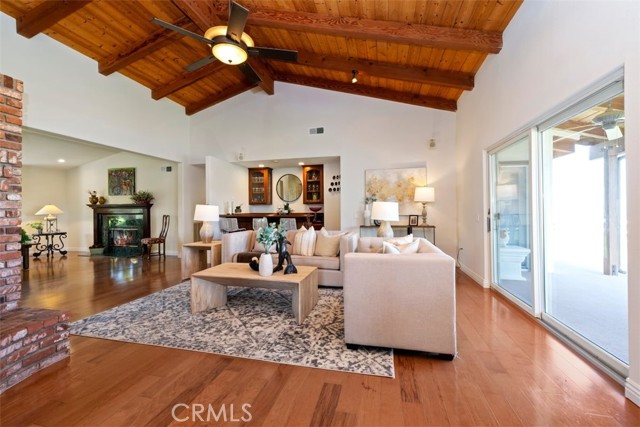 40951 PARADO DEL SOL DR, Temecula CA: https://media.crmls.org/medias/cf87e804-d51e-4c64-9526-4bbf190d41bd.jpg