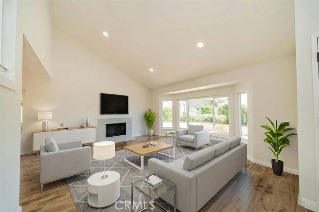 Detail Gallery Image 6 of 65 For 3 Wild West Cir, Phillips Ranch,  CA 91766 - 3 Beds | 3 Baths