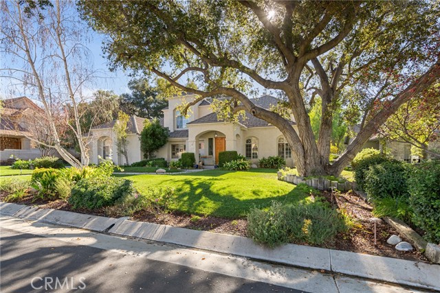 Detail Gallery Image 3 of 57 For 15562 Bronco, Canyon Country,  CA 91387 - 4 Beds | 4 Baths