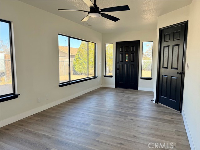 Detail Gallery Image 31 of 37 For 7605 Langdon Ave, Hesperia,  CA 92345 - 3 Beds | 2/1 Baths