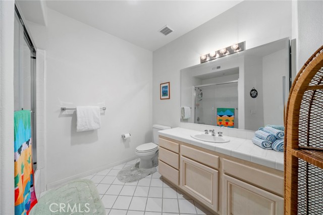 Detail Gallery Image 18 of 23 For 453 S Barrington, Los Angeles,  CA 90049 - 2 Beds | 3 Baths