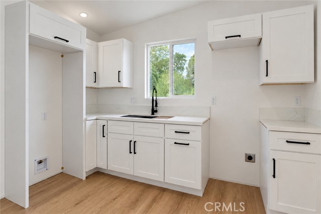 11158 Orion Ave photo 59