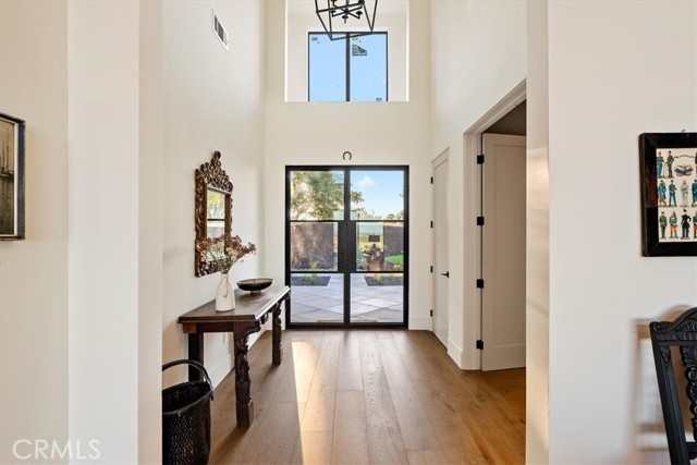 1755 Burnt Rock Way, Templeton CA: https://media.crmls.org/medias/cf8ab41f-40bf-4fcf-acbc-12457605c37d.jpg