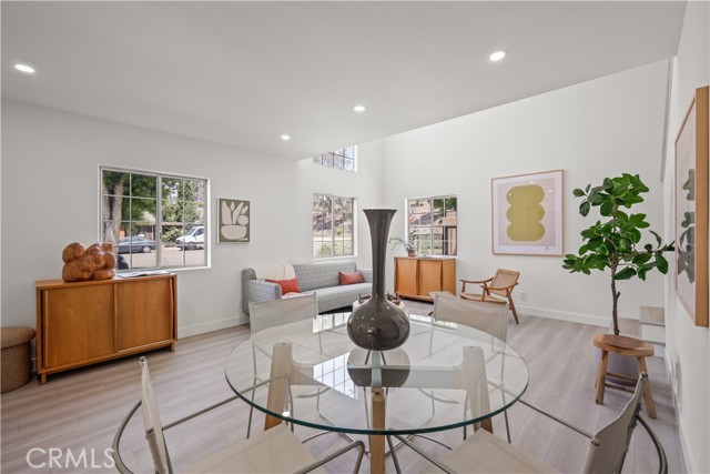 314 Lola Avenue, Pasadena CA: https://media.crmls.org/medias/cf8badc0-32b2-4ced-b380-7e1260060b2a.jpg