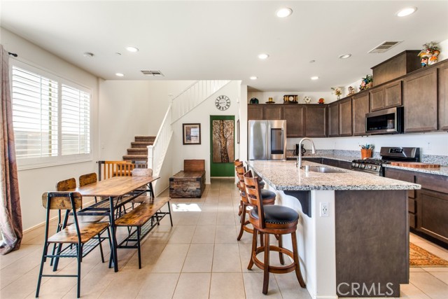 Detail Gallery Image 8 of 41 For 1489 Black Diamond Dr, Beaumont,  CA 92223 - 3 Beds | 2/1 Baths
