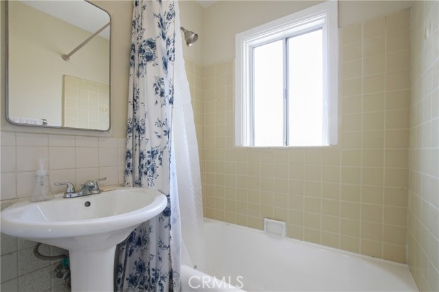 Detail Gallery Image 8 of 11 For 418 W 40th St, San Pedro,  CA 90731 - 1 Beds | 1 Baths
