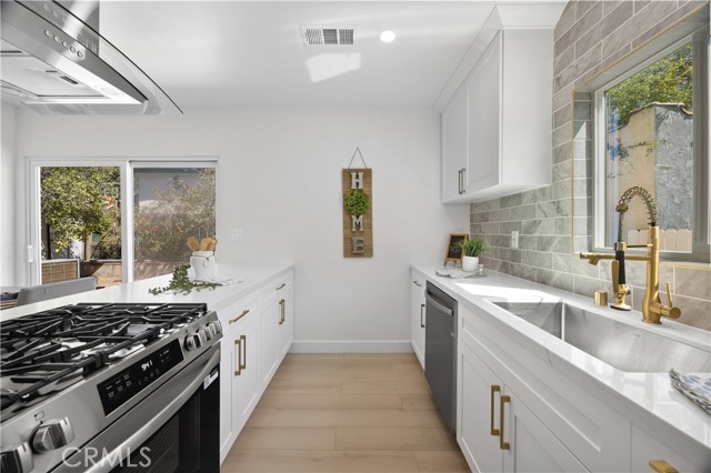 Detail Gallery Image 6 of 19 For 1379 E Elizabeth St, Pasadena,  CA 91104 - 2 Beds | 1 Baths